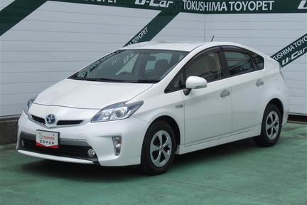 中古車_プリウス