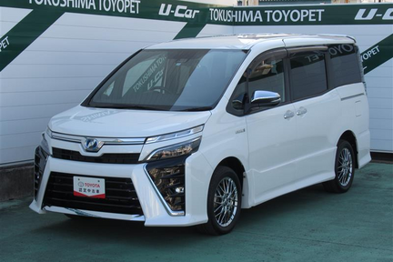 中古車_ヴォクシー